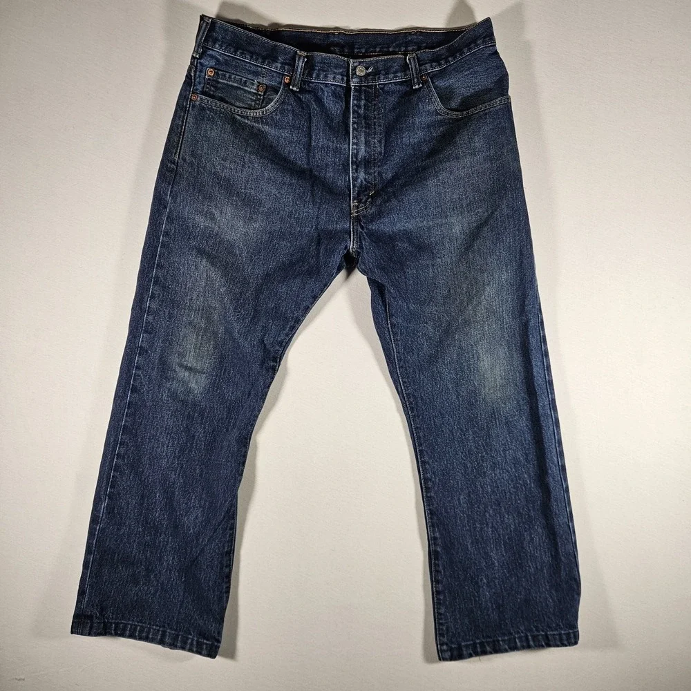 Levi's Jeans 517 Cattleman Bootcut Men's Size 38x32‎
